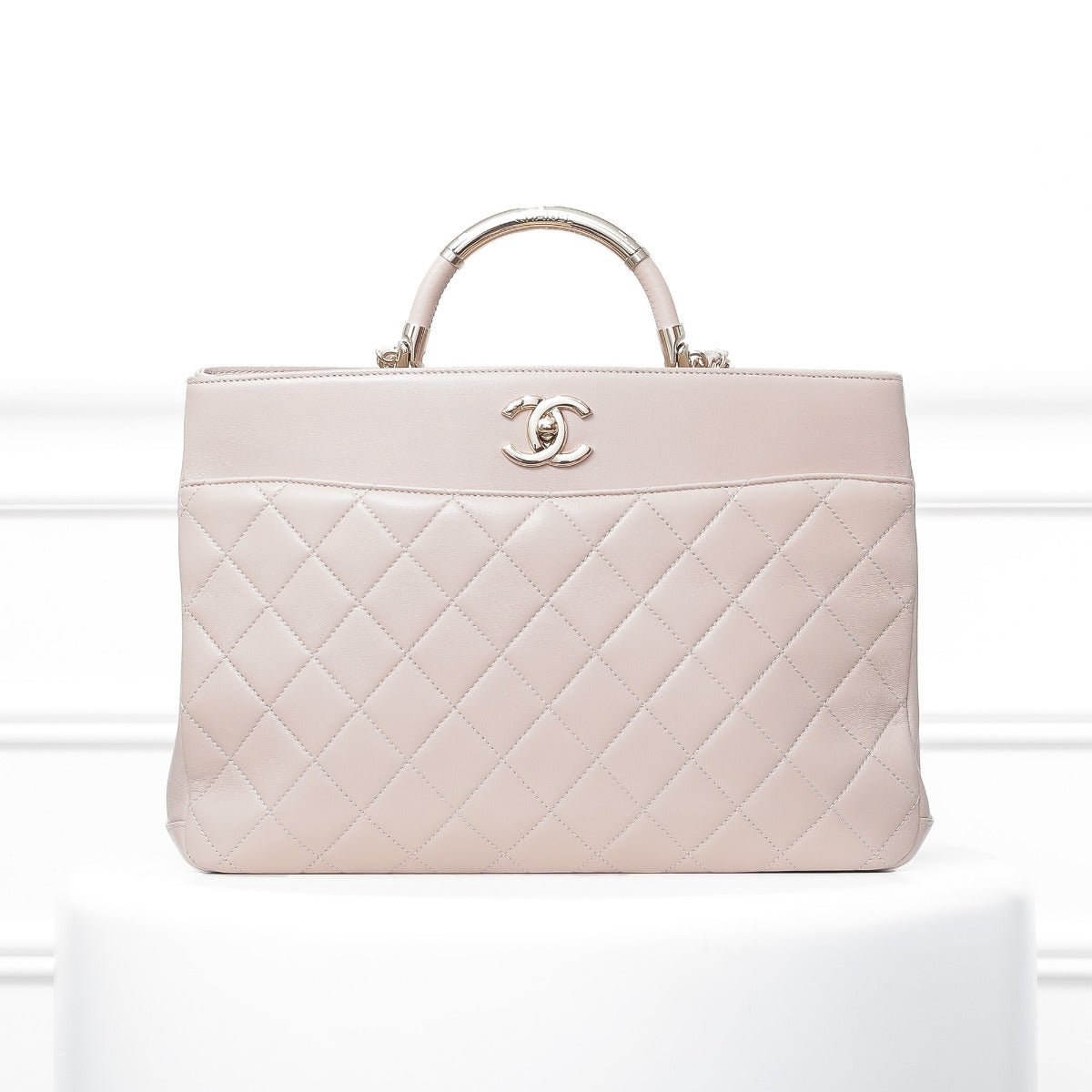 The Closet - Chanel Beige Carry Chic Shopping Bag | The Closet