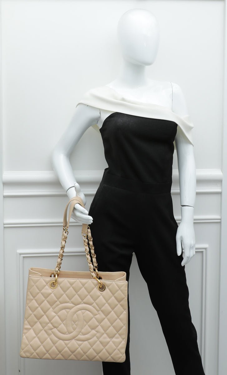 Chanel - Chanel Beige CC GST Medium Bag | The Closet