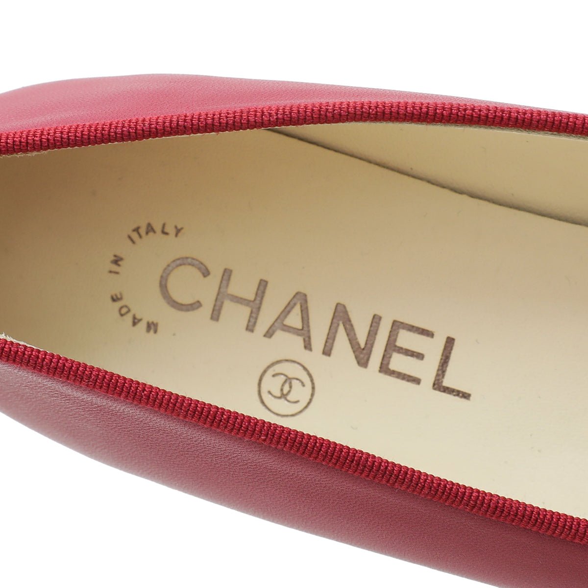 Chanel - Chanel Bicolor CC Cap Toe Flat Ballet 38 | The Closet
