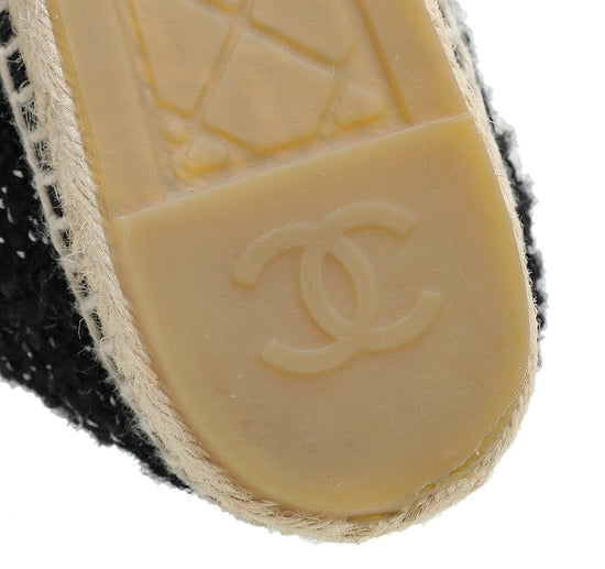 Chanel - Chanel Bicolor CC Cap Toe Tweed Espadrille 39 | The Closet