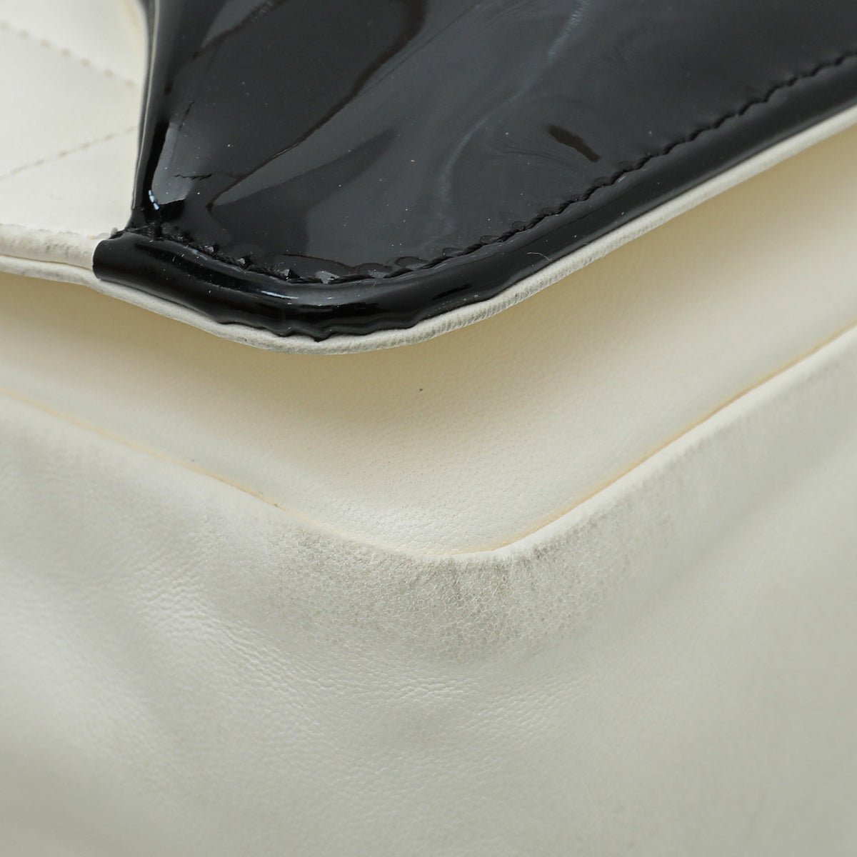 Chanel Bicolor Chocolate Bar Kiss Lock Flap Medium Bag-Chanel-THE CLOSET