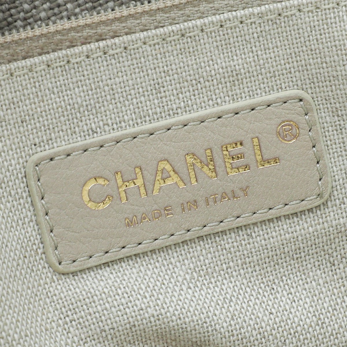 Chanel - Chanel Bicolor Deauville Tote Large Bag | The Closet