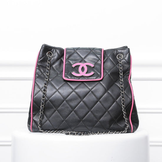 The Closet - Chanel Bicolor Divine Tote Bag | The Closet