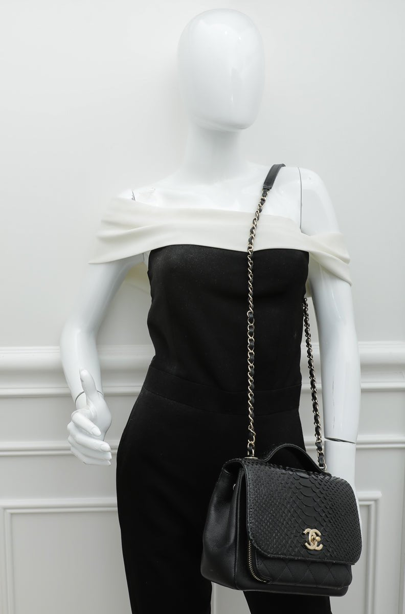 Chanel Black Affinity Bag – The Closet
