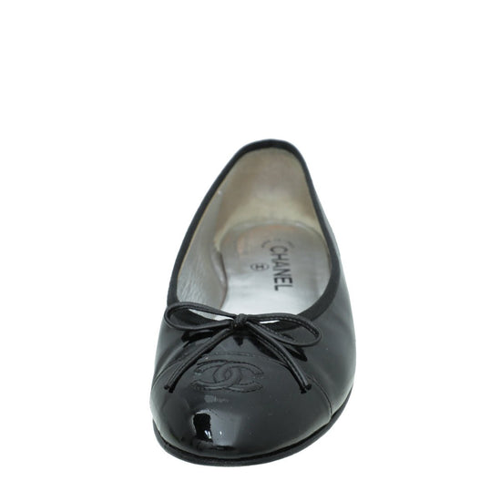 Chanel - Chanel Black CC Cap Toe Ballerina Flats 40 | The Closet