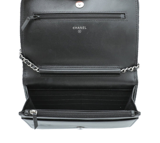Chanel - Chanel Black CC Chevron Studded Wallet on Chain | The Closet