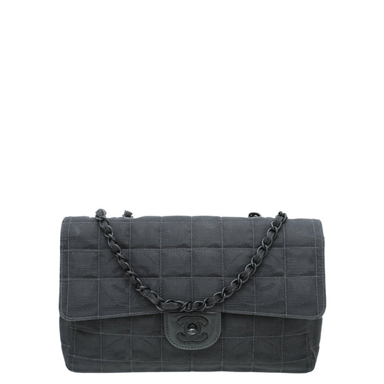 Chanel - Chanel Black CC Chocolate Bar Medium Bag | The Closet