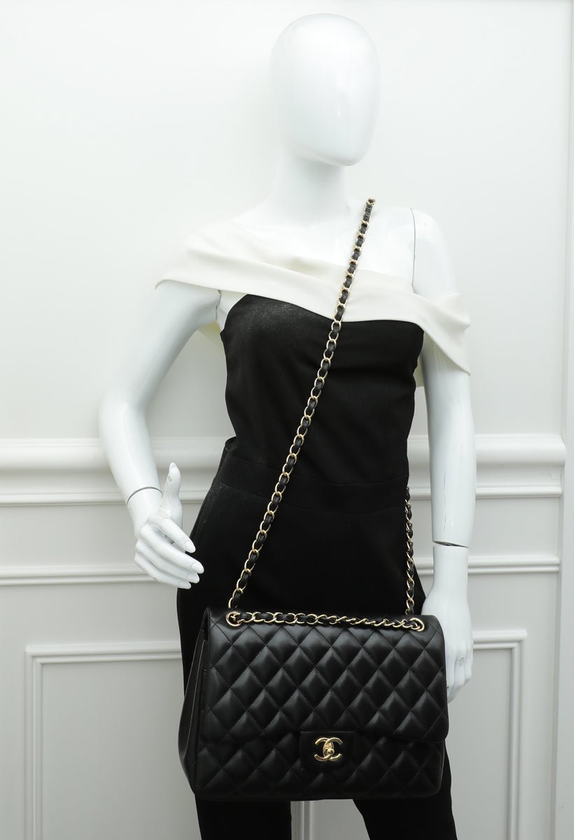 Chanel Black Quilted Lambskin New Classic Double Flap Jumbo