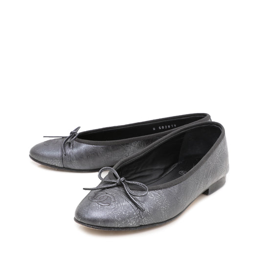 Chanel Metallic Grey CC Cap Toe Bow Flat Ballerina 37