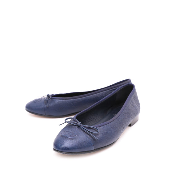 Chanel Navy Blue CC Cap Toe Bow Flat Ballerina 39 – The Closet