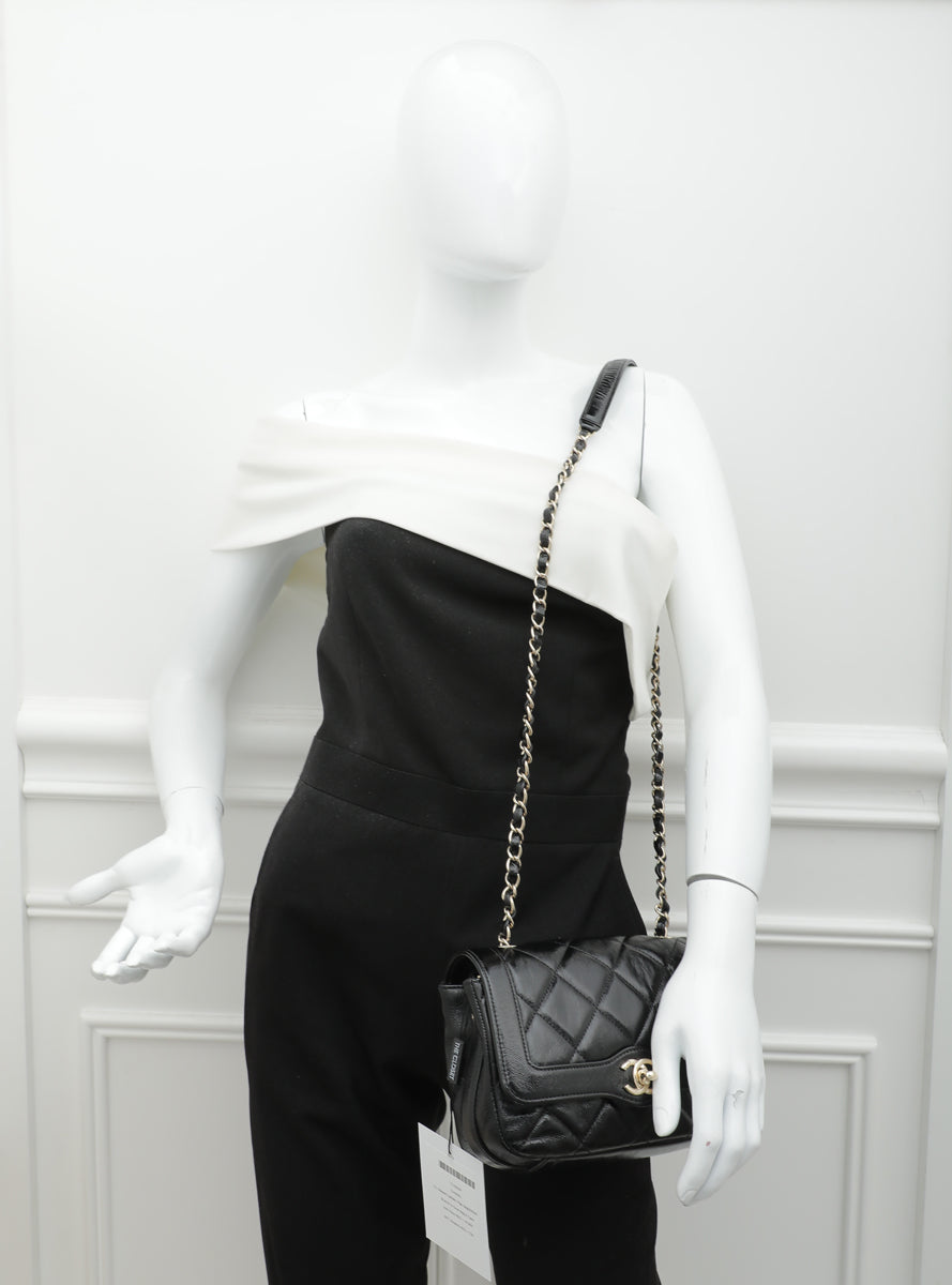 Chanel Black CC Glazed Flap Bag