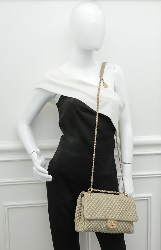 Chanel Metallic Gold CC Medallion Charm Micro Flap Bag – The Closet