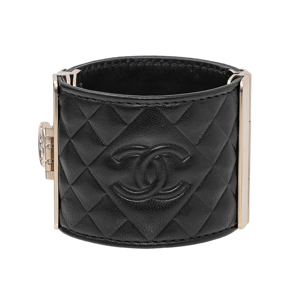 CHANEL COCO MARK MATELASSÉ LEATHER BRACELET for sale at auction on 10th  March | NY Elizabeth