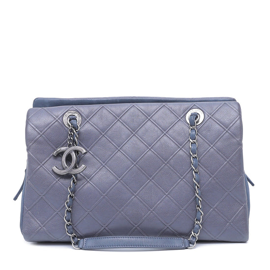 Chanel Navy Blue CC Zipper Quilted Iridescent Shopper