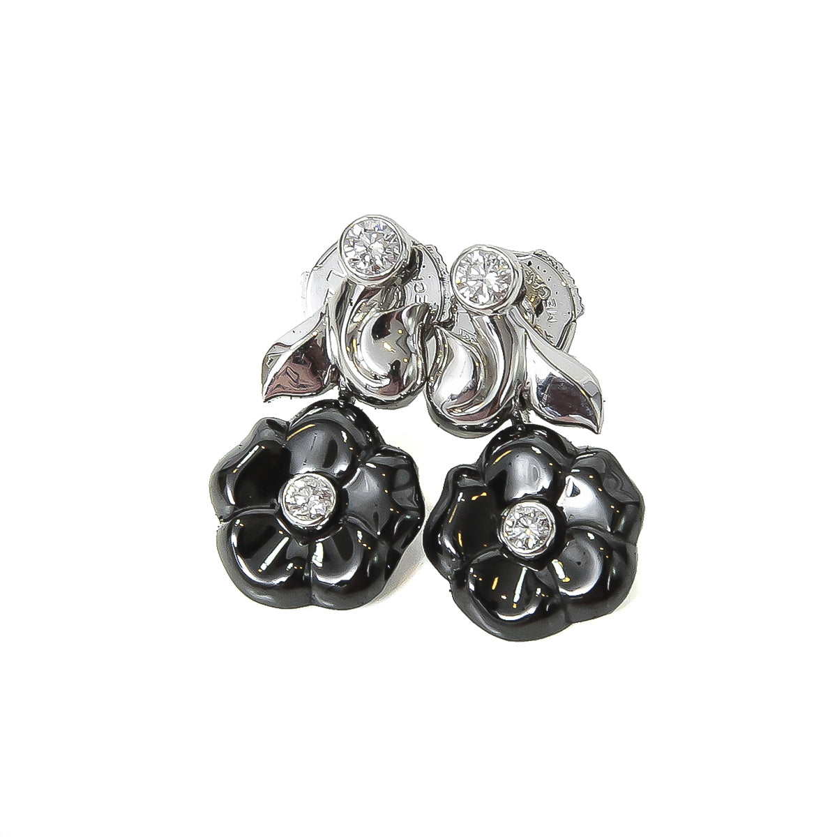 Chanel Galbe in Black Ceramic - 18k White Gold & Diamonds Camelia Earrings