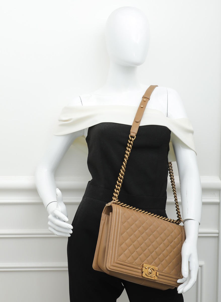 Chanel Brown Le Boy New Medium Bag – The Closet