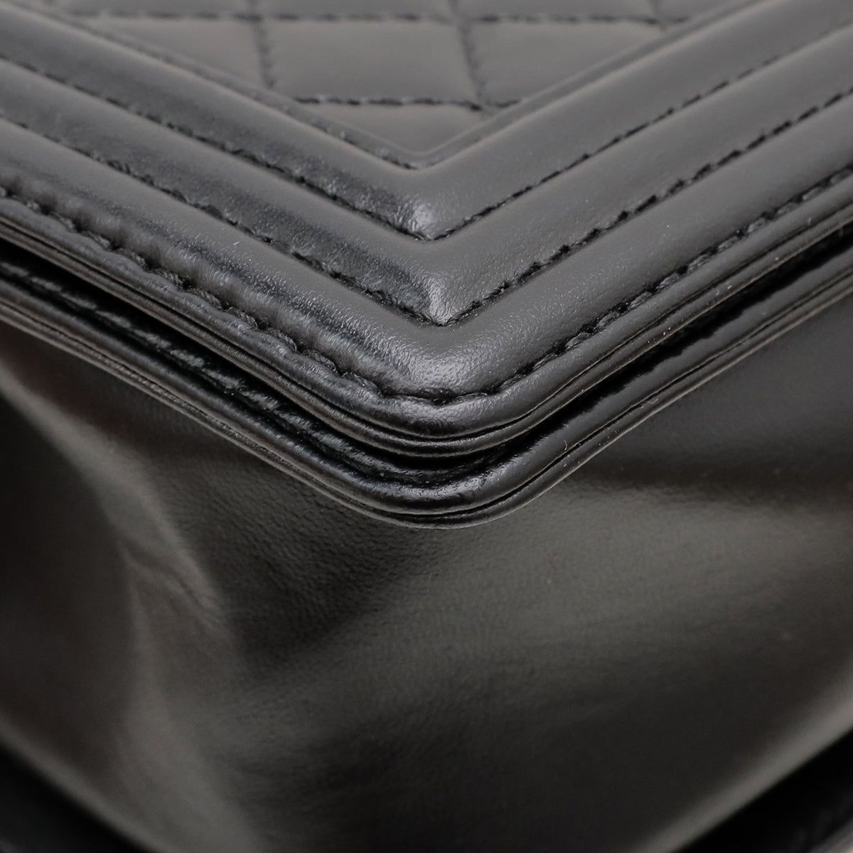 Chanel Black Le Boy Medium Bag-Chanel-THE CLOSET