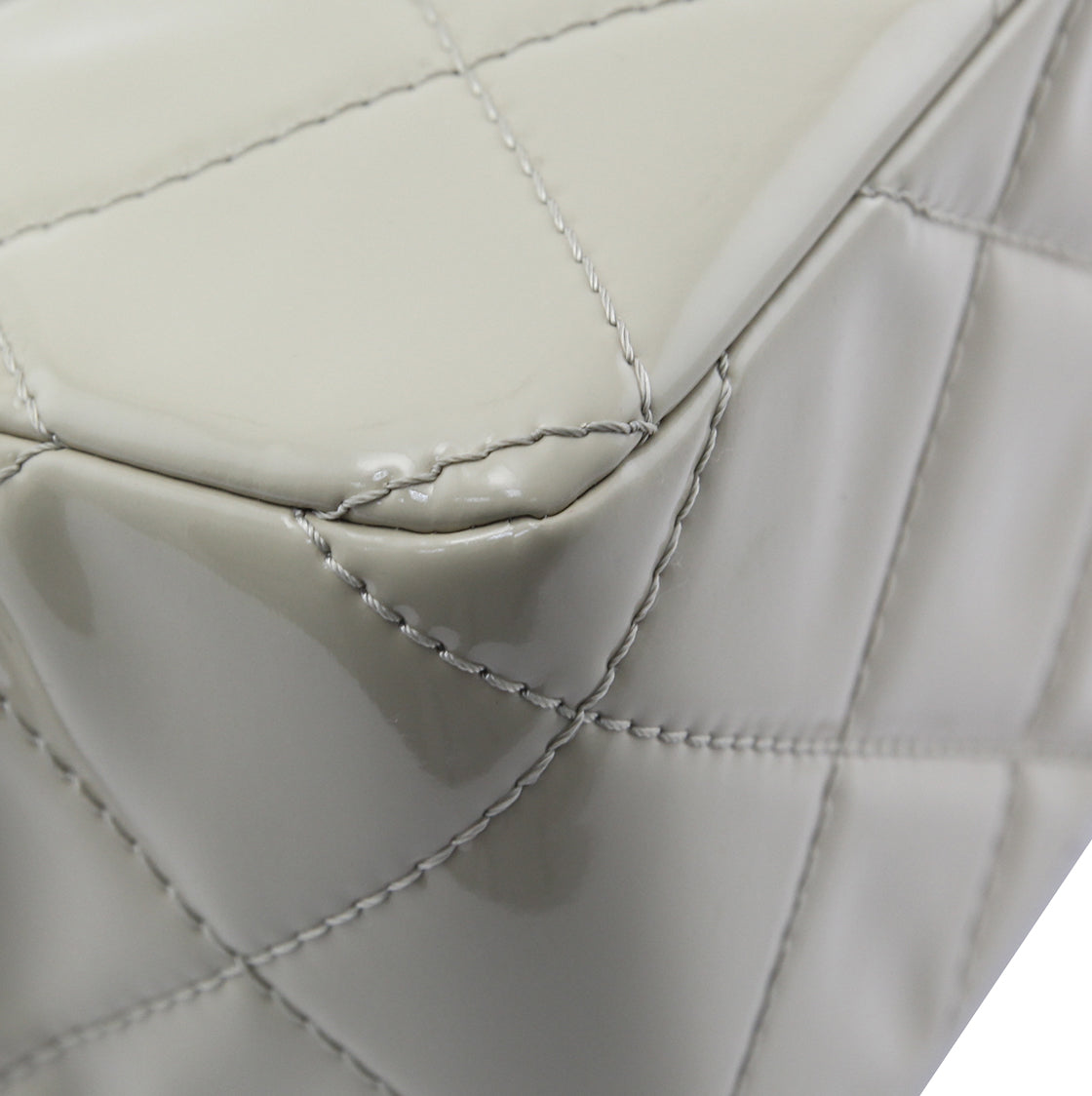 Chanel Off-White Zipped Shoulder Bag-Chanel-THE CLOSET