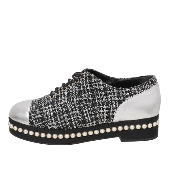 Chanel Black Silver Tweed Pearl Lace Up Oxford 37 – THE CLOSET