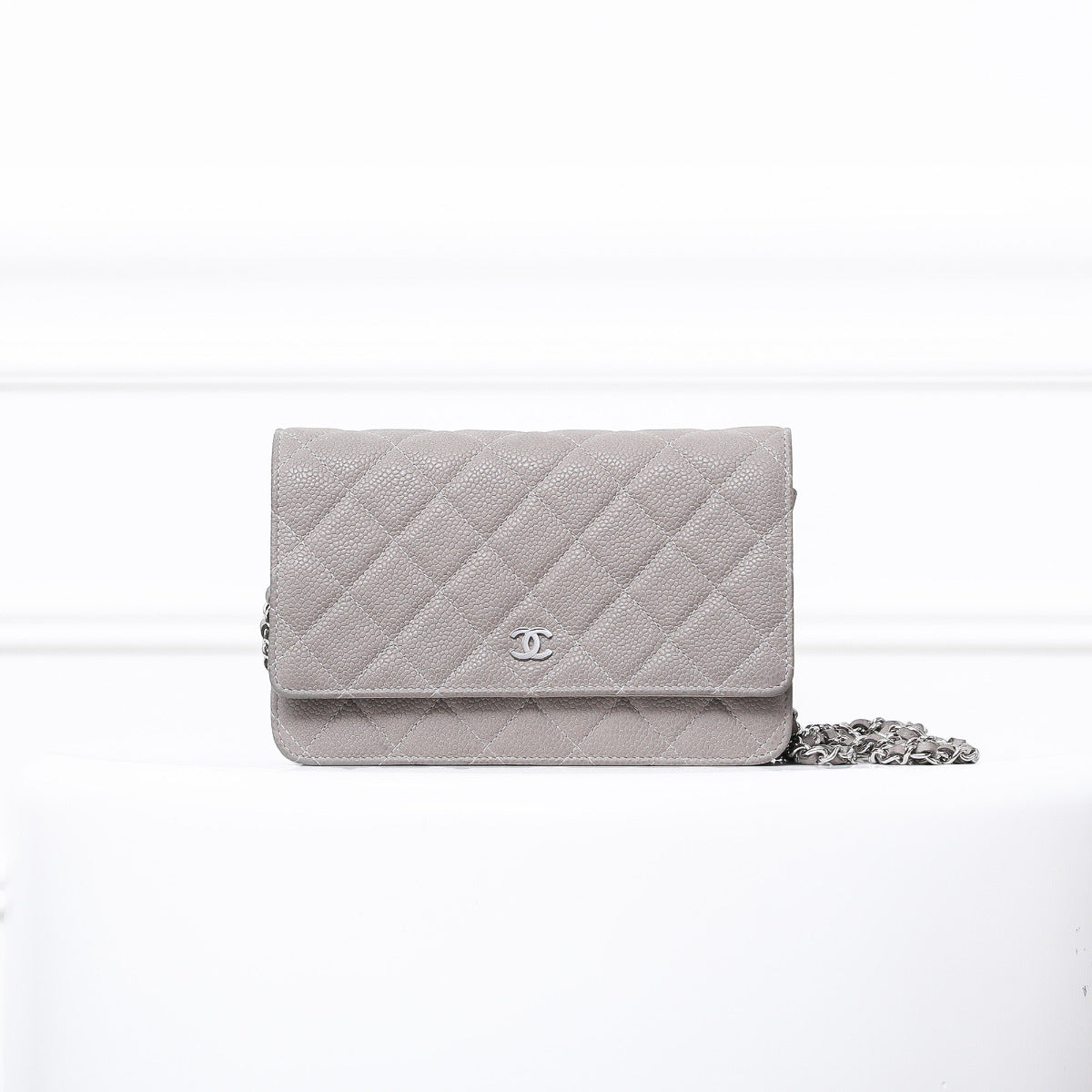 Chanel wallet on Chain Taupe