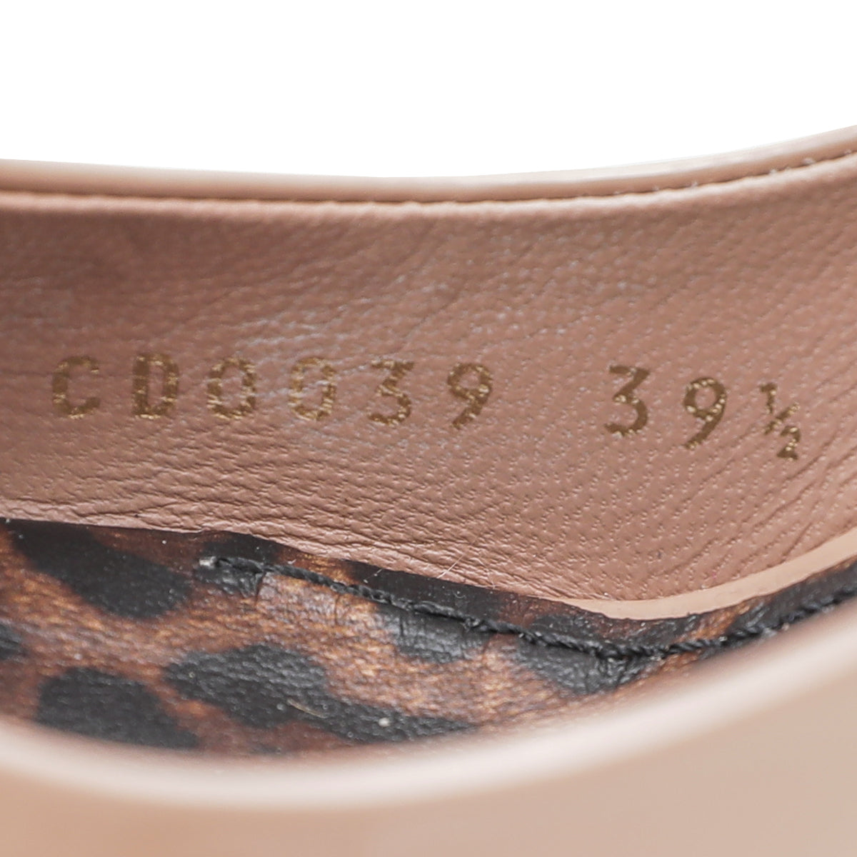 Dolce & Gabbana Nude Vernice Decollete Pumps 39.5-Dolce & Gabbana-THE CLOSET