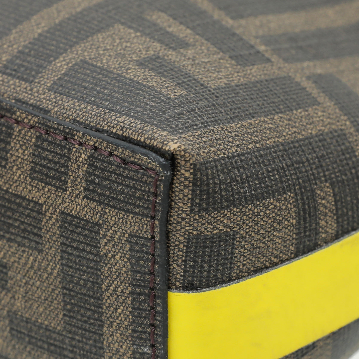 Fendi Bicolor FF Label Logo Medium Pouch-Fendi-THE CLOSET