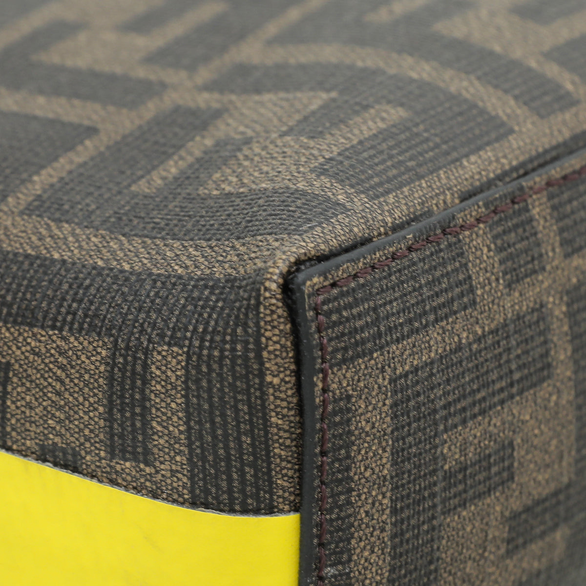 Fendi Bicolor FF Label Logo Medium Pouch-Fendi-THE CLOSET