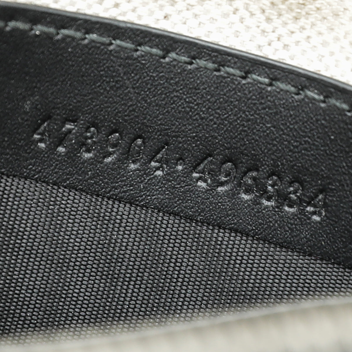 Gucci Bicolor GG Supreme Bestiary Bee Pouch-Gucci-THE CLOSET