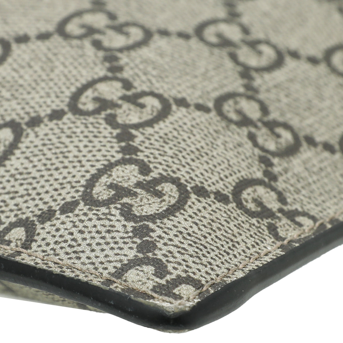 Gucci Bicolor GG Supreme Bestiary Bee Pouch-Gucci-THE CLOSET