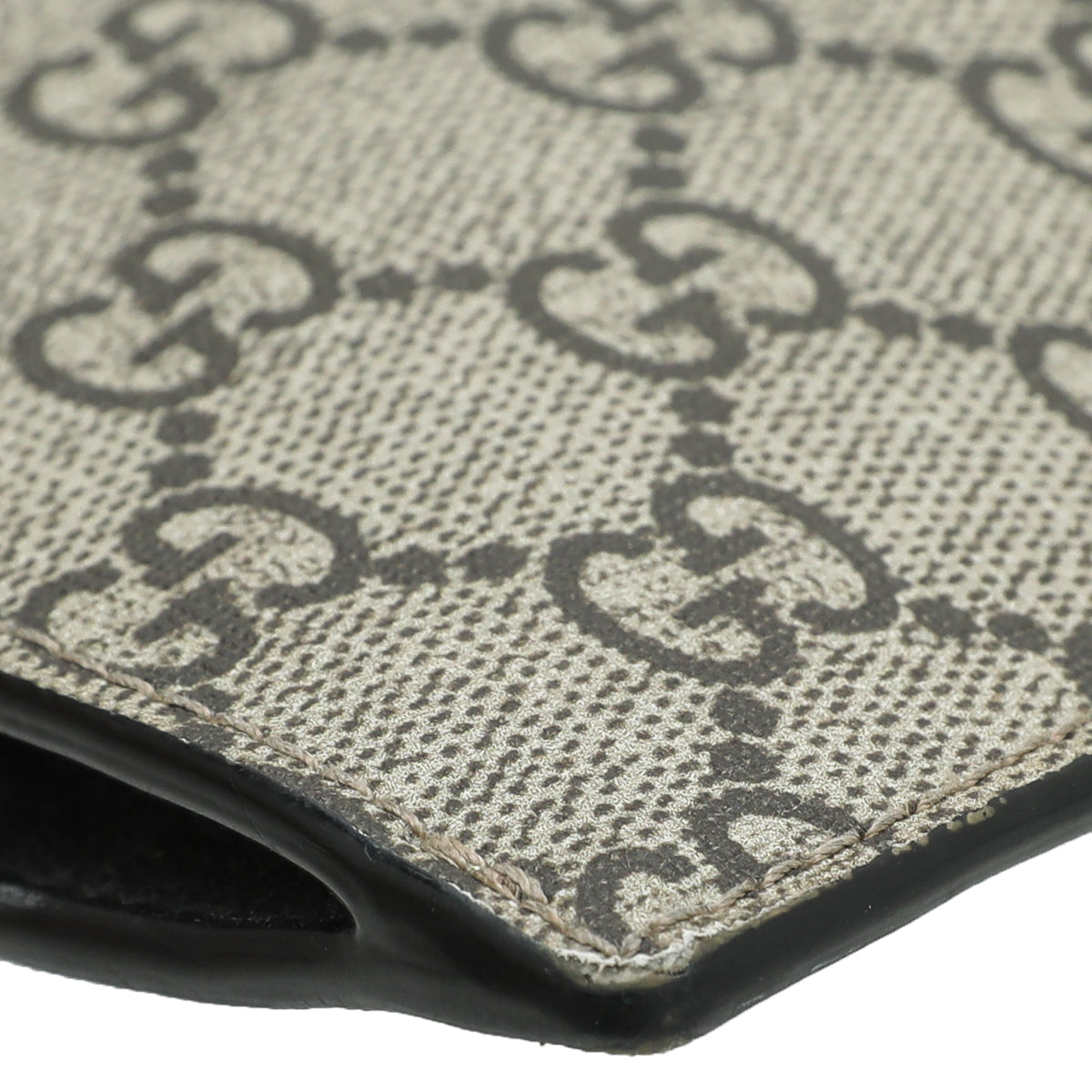 Gucci Bicolor GG Supreme Bestiary Bee Pouch-Gucci-THE CLOSET