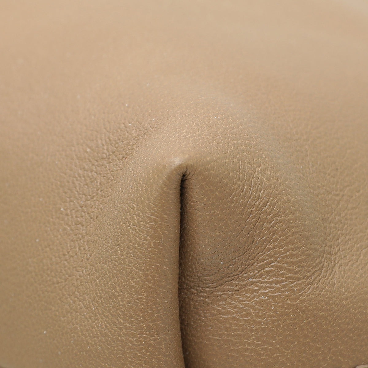 Gucci Beige Interlocking G Medium Shoulder Bag-Gucci-THE CLOSET