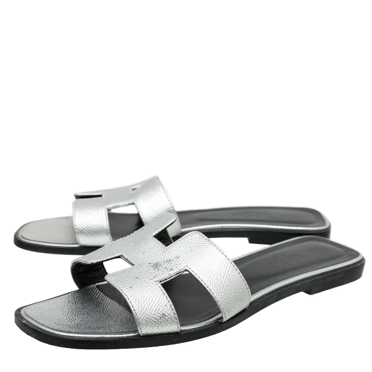 Hermes Metallic Silver Oran Sandals 39.5 – The Closet
