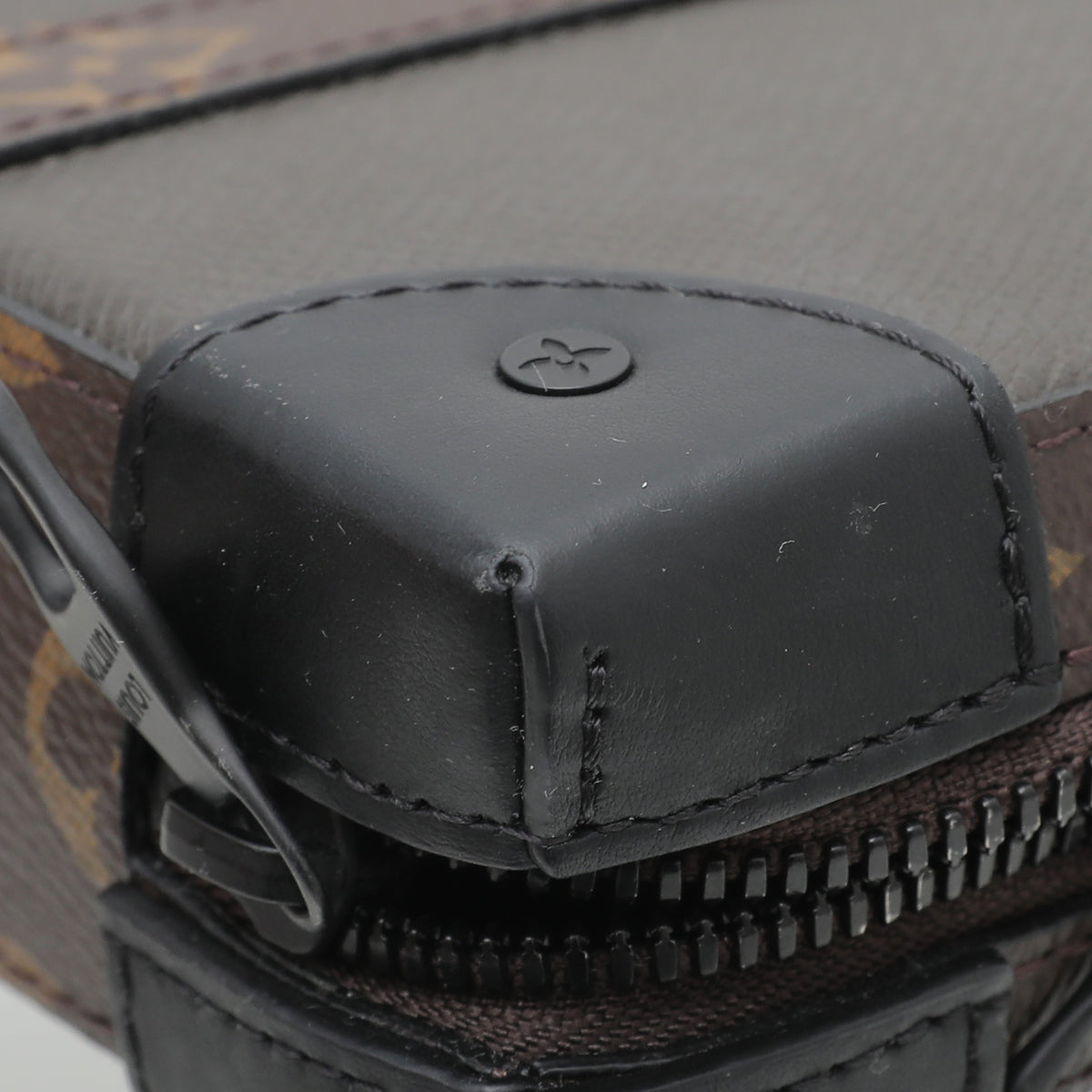 Louis Vuitton Monogram Dark Brown Automne Hiver Taiga Trunk Wallet-Louis Vuitton-THE CLOSET