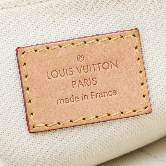 Sold at Auction: Louis Vuitton, LOUIS VUITTON 'CABAS ARTICLES DE VOYAGES' TOTE  BAG