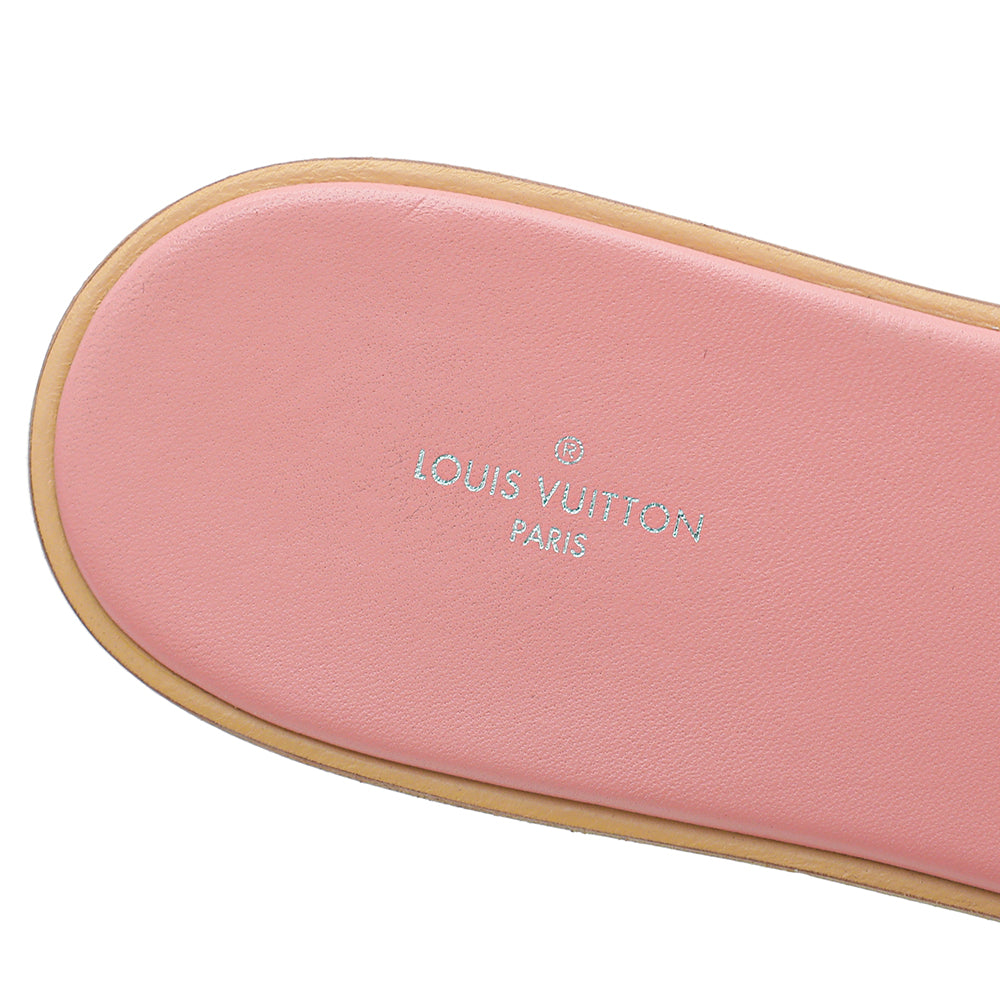Shop Louis Vuitton Lock It Flat Mules (1AA1AD, 1AA1A9, 1AA1A5, 1AA1A1,  1AA19X) by lifeisfun