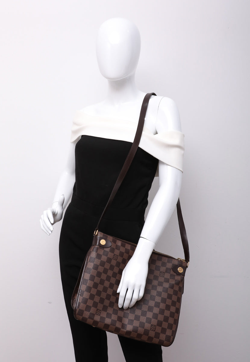 Duomo cloth handbag Louis Vuitton Brown in Cloth - 34534023