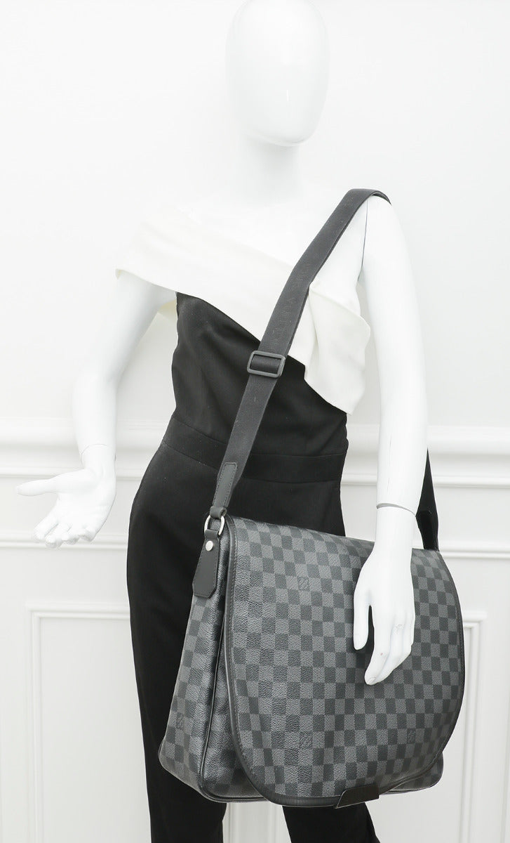 Louis Vuitton Damier Graphite Renzo Messenger Bag-Louis Vuitton-THE CLOSET