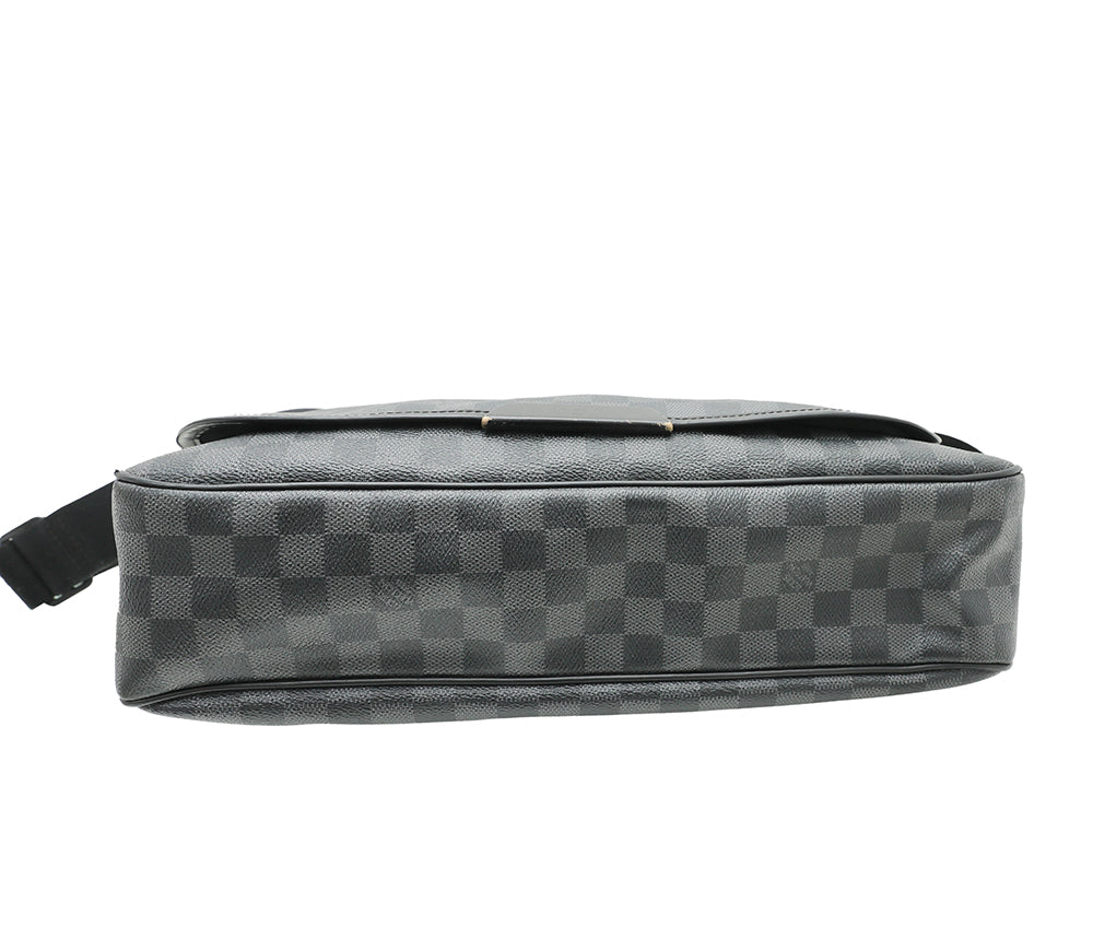 Louis Vuitton Damier Graphite Renzo Messenger Bag-Louis Vuitton-THE CLOSET