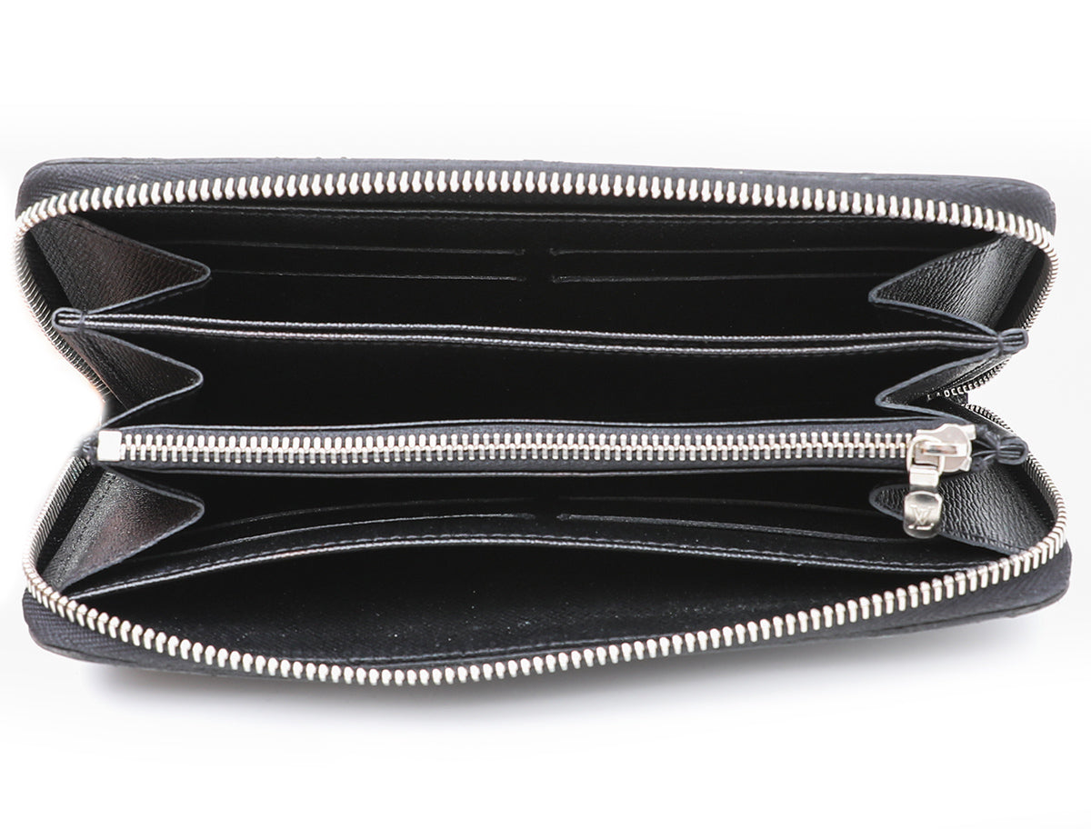 Louis Vuitton Black Zippy Wallet