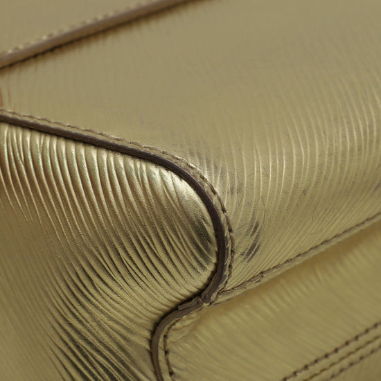 Louis Vuitton Metallic Gold Twist PM Bag – The Closet