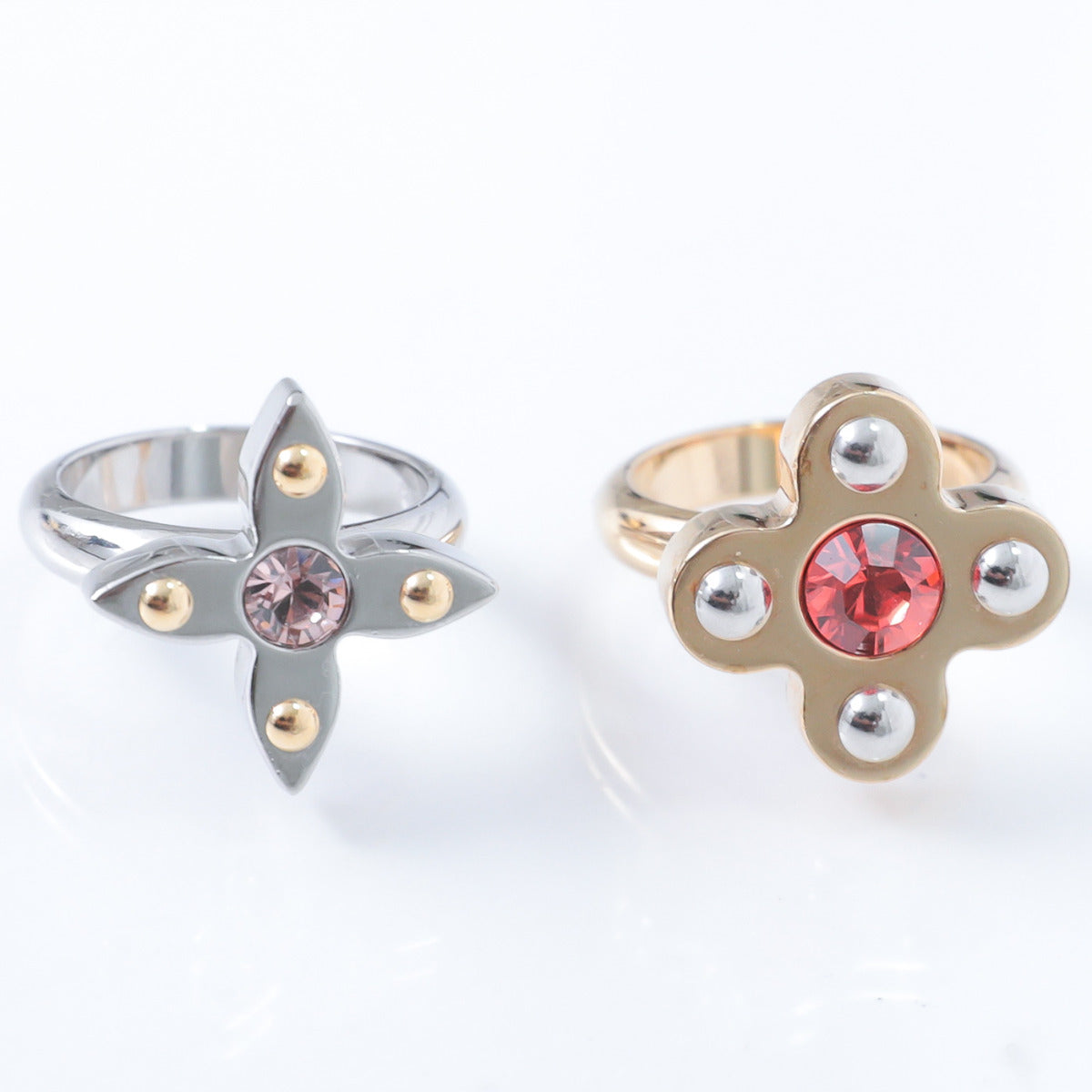 Louis Vuitton Love Letters Timeless Ring-Louis Vuitton-THE CLOSET