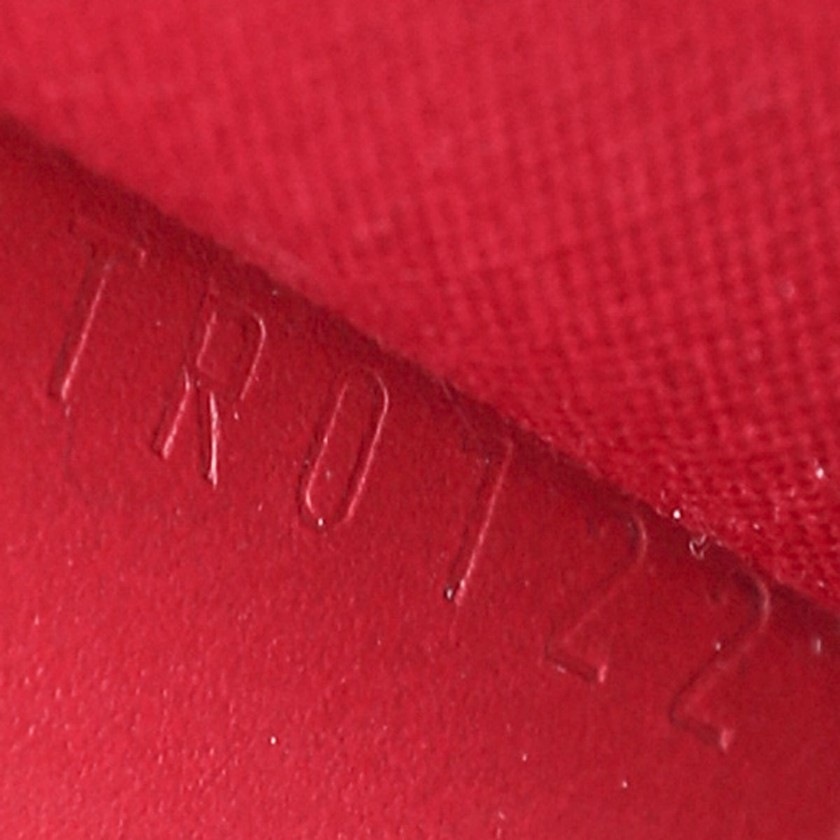 Louis Vuitton Pomme D'amour Monogram Vernis Rossmore Clutch-Louis Vuitton-THE CLOSET