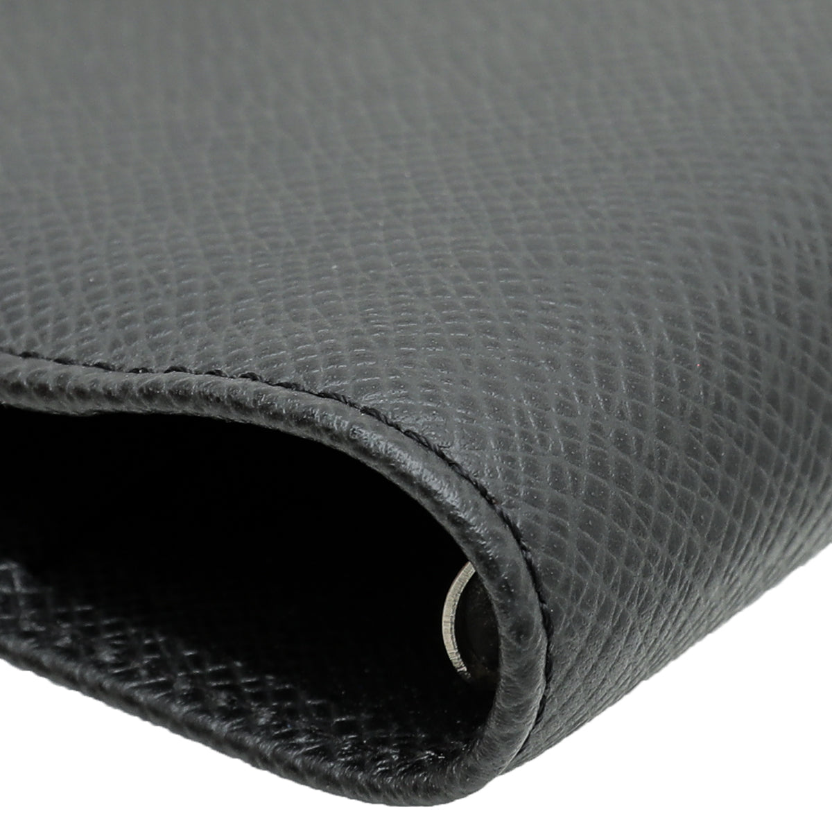 Louis Vuitton Black Taiga Small Ring Agenda Cover-Louis Vuitton-THE CLOSET