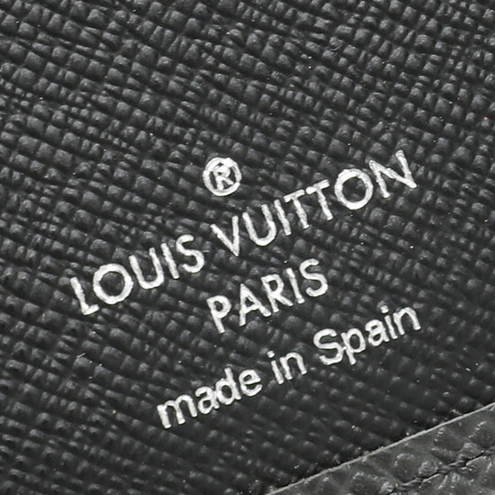Louis Vuitton Black Taiga Small Ring Agenda Cover