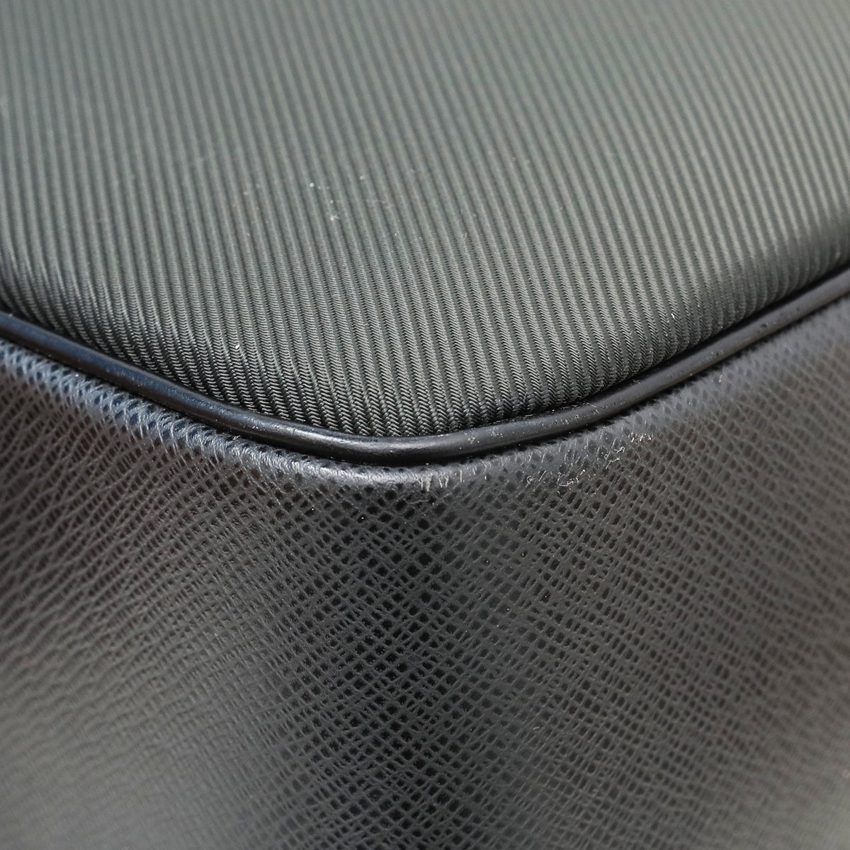 Louis Vuitton Bicolor Taimyr Taiga Grizzli Messenger Bag-Louis Vuitton-THE CLOSET