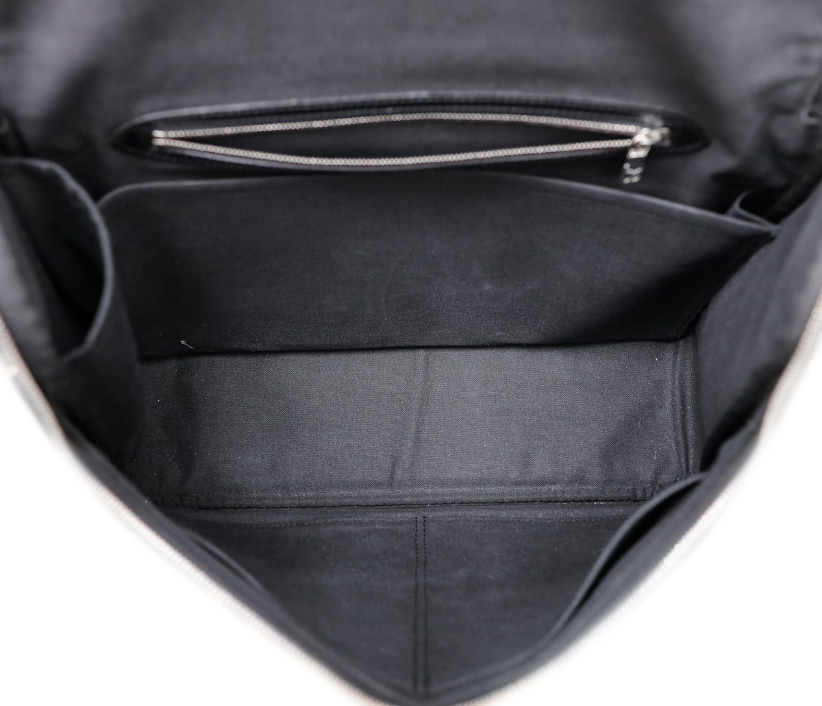 Louis Vuitton Taiga Taimyr Messenger Bag - Black Messenger Bags, Bags -  LOU793654
