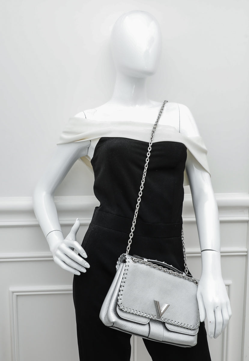 Louis Vuitton Metallic Silver Whipstitch Very Chain Bag – THE CLOSET