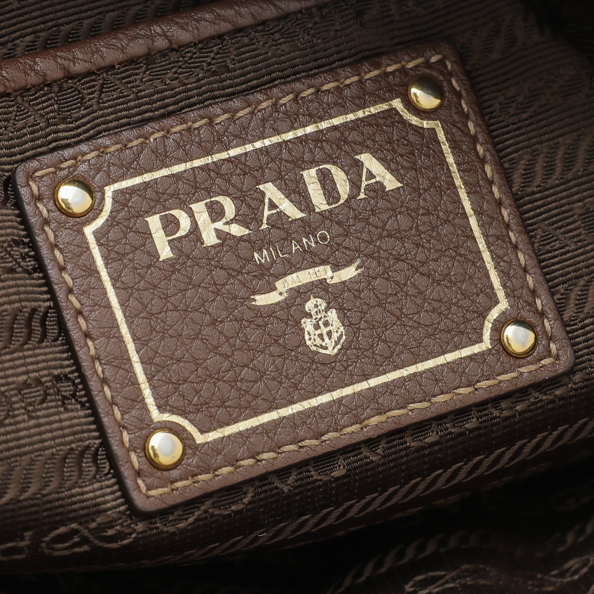 Prada Brown Tessuto Vitello Daino Tote Bag – THE CLOSET